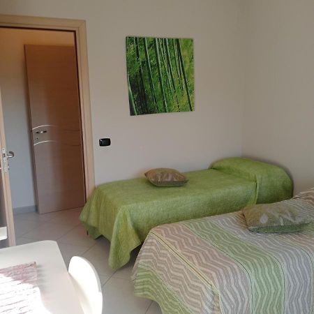 Appartamento 5 Palme Siderno ภายนอก รูปภาพ